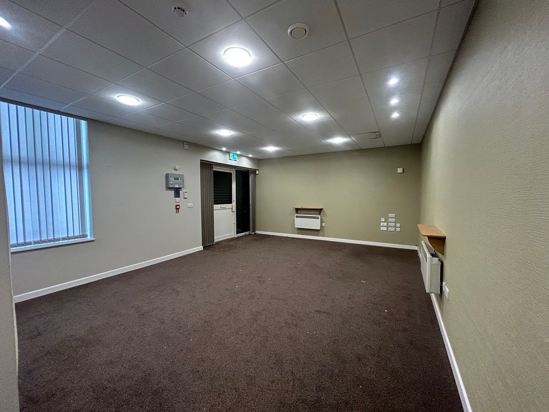 Unit 8a Grange Farm, Dunthorne Way, Grange Farm, Milton Keynes, Buckinghamshire, MK8 0LW