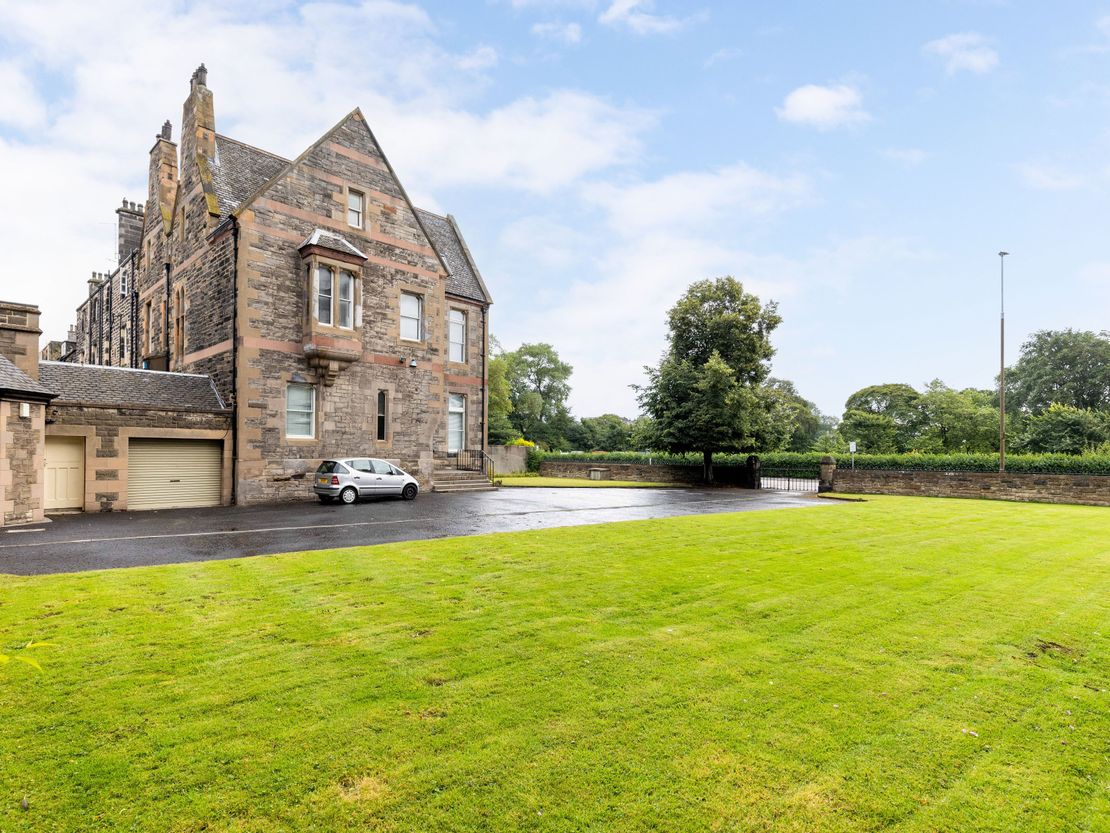 11 Johns Place, Edinburgh, EH6 7EL