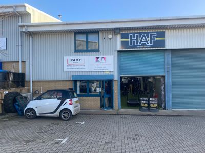Property Image for Unit 7, The Gryphon Industrial Park, Porters Wood, St. Albans, Hertfordshire, AL3 6XZ