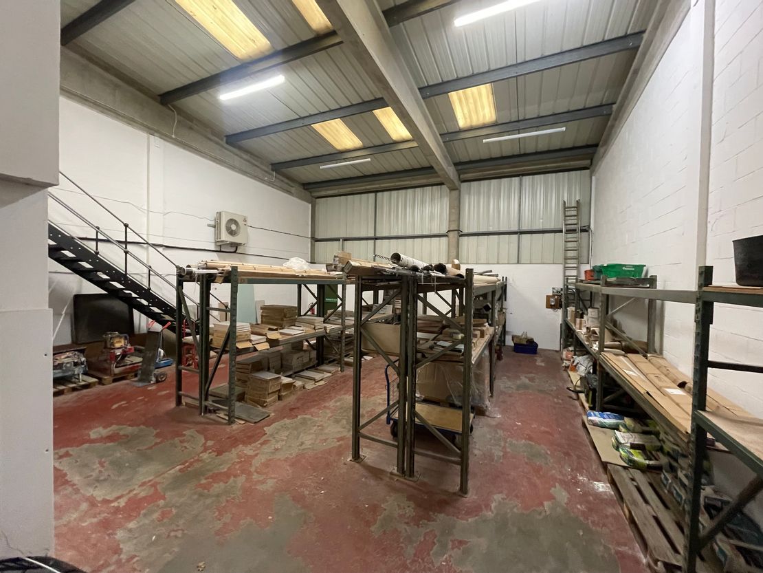 Unit 11, Orchard Industrial Estate, Parkwood, Maidstone, Kent, ME15 9YE