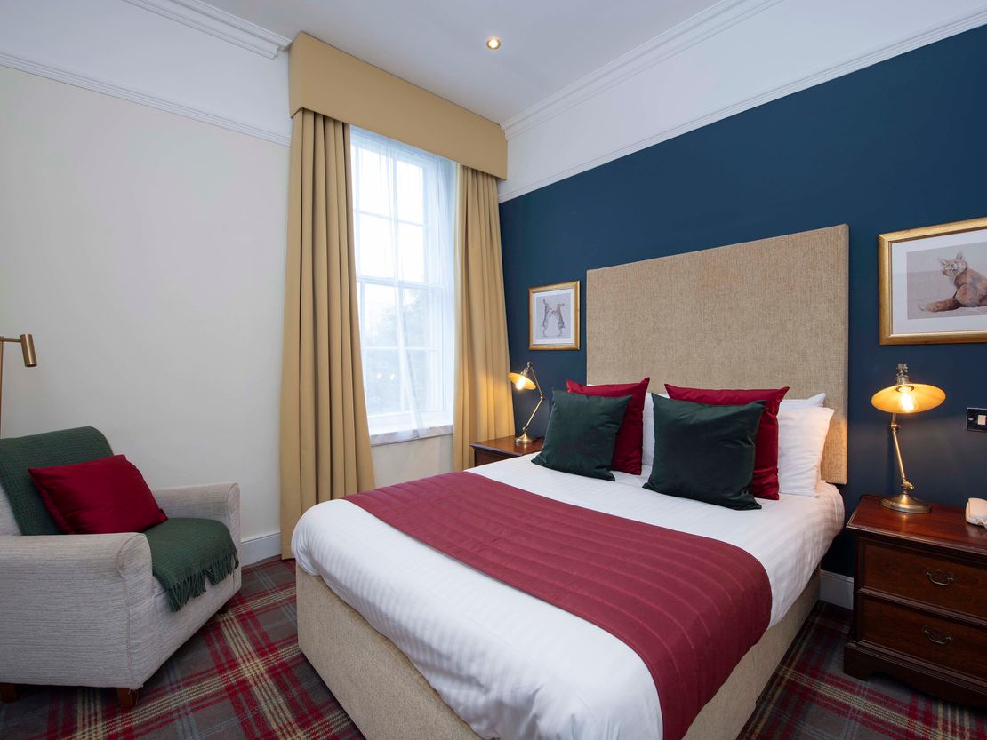 Royal George Hotel, Tay Street, Perth, Perth And Kinross, PH1 5LD