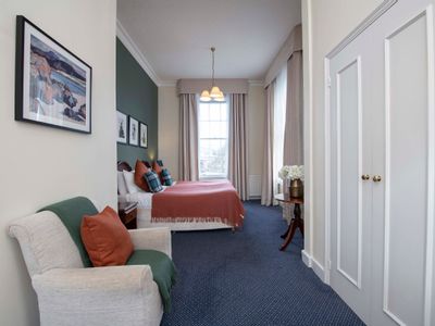 Property Image for Royal George Hotel, Tay Street, Perth, Perth And Kinross, PH1 5LD