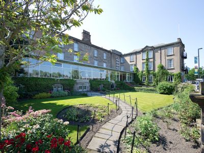 Property Image for Royal George Hotel, Tay Street, Perth, Perth And Kinross, PH1 5LD