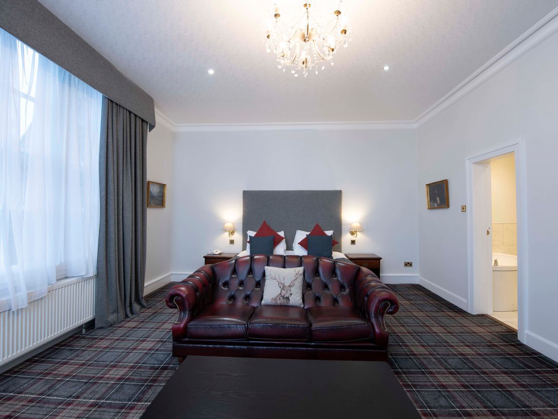 Royal George Hotel, Tay Street, Perth, Perth And Kinross, PH1 5LD