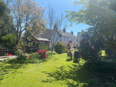 Property Image for Selkirk Arms Hotel, High Street, Kirkcudbright, Dumfries and Galloway, DG6 4JG