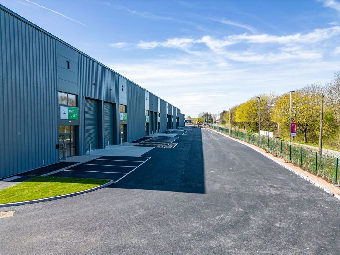 Unit 5, Astmoor Point, Hardwick Road, Astmoor Industrial Estate, Runcorn, Cheshire, WA7 1PH