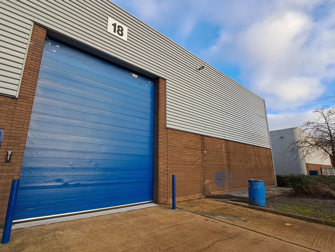 Unit 18, Tanners Drive, Blakelands, Milton Keynes, MK14 5BU