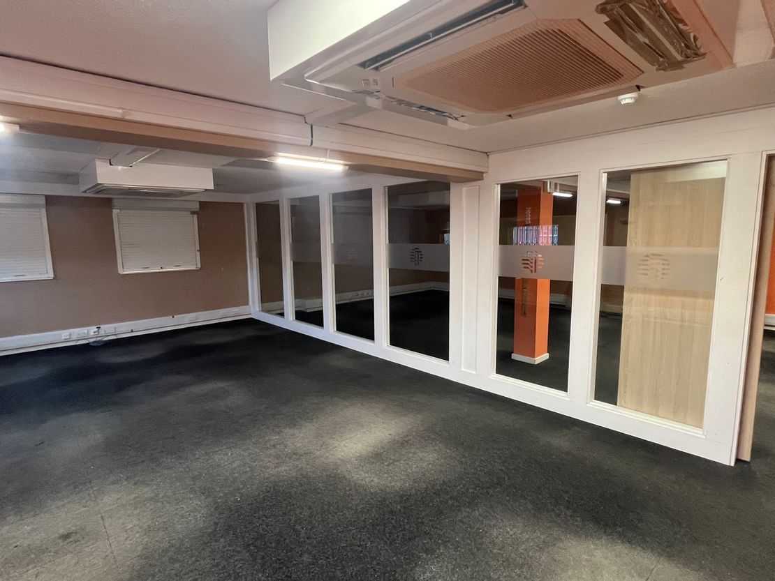 Unit A, Rotterdam Road, Hull, East Yorkshire, HU7 0XD