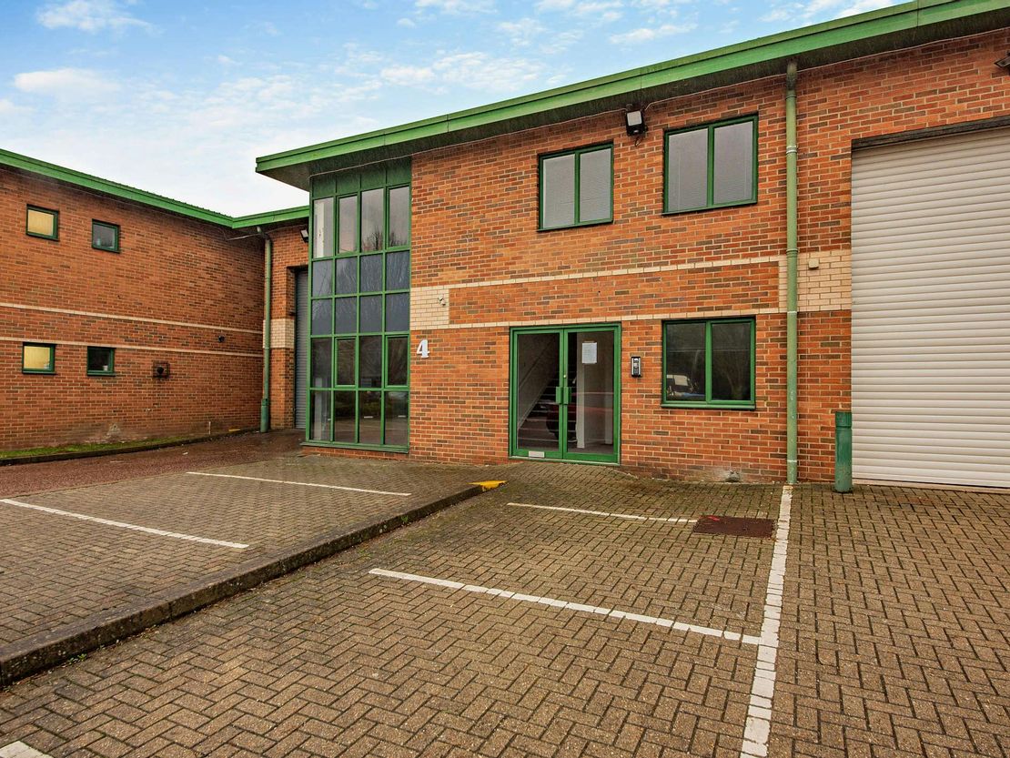 Unit 4, Rivermead Business Park, Station Road, Thatcham, RG19 4EP