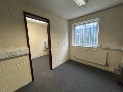 Property Image for Unit C5, Smeed Dean Centre, Castle Road, Sittingbourne, Kent, ME10 3EW