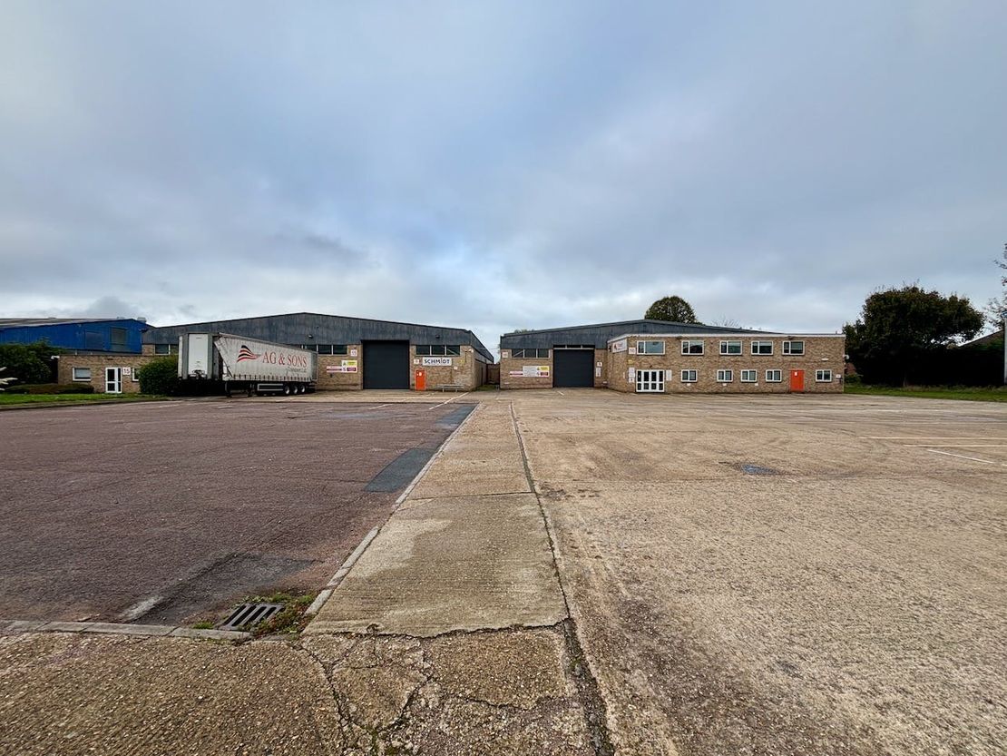 Units 15 and 16 Albone Way, Biggleswade, SG18 8BN
