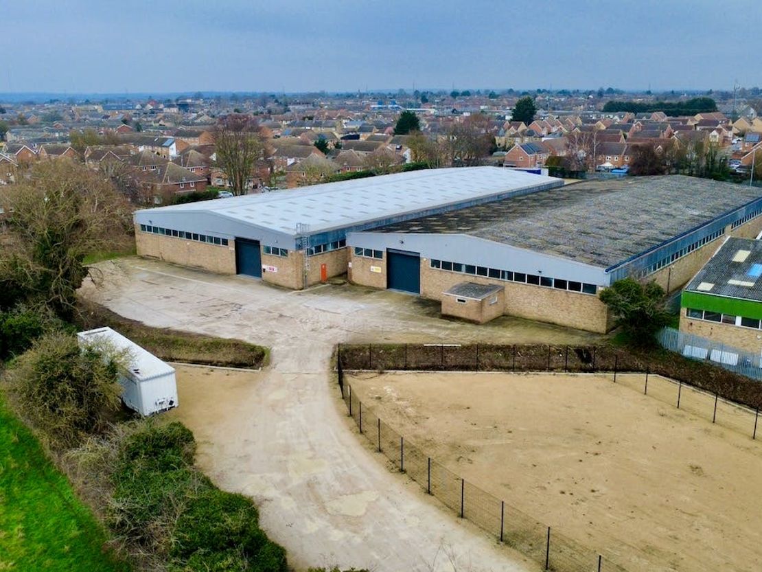 Units 15 and 16 Albone Way, Biggleswade, SG18 8BN