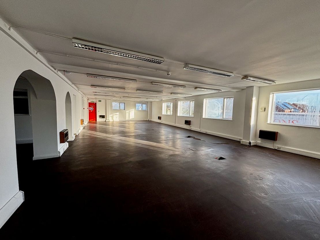 Units 15 and 16 Albone Way, Biggleswade, SG18 8BN