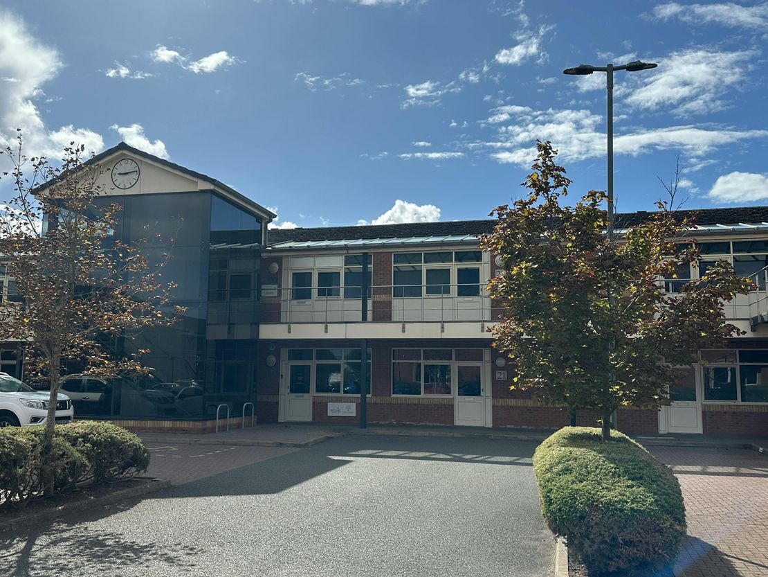 Unit 28, Athena Drive Tachbrook Park, Leamington Spa, CV34 6RT