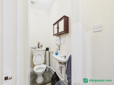 Property Image for 16 Cornwall Place, Buckingham, MK18 1SB
