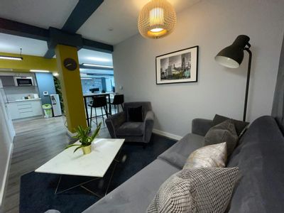 Property Image for 12 Greek Street, Leeds, LS1 5RU