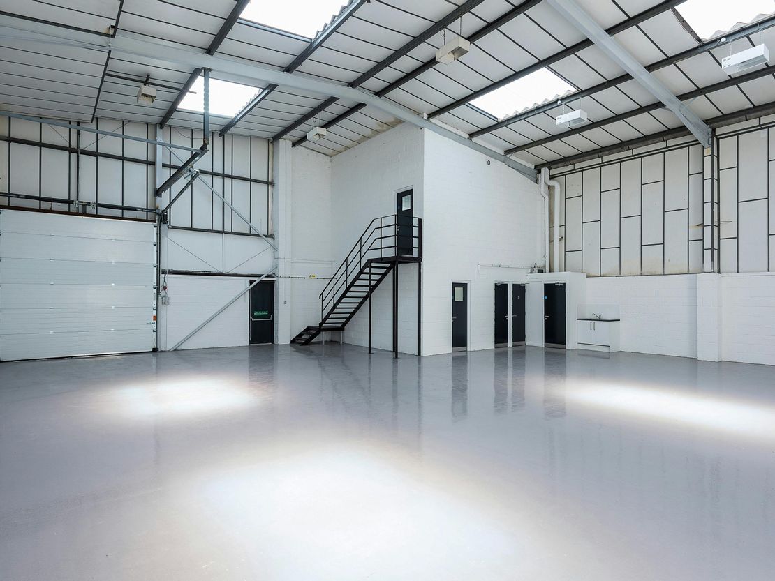 Unit 21 Millshaw Park, Leeds, LS11 0LR