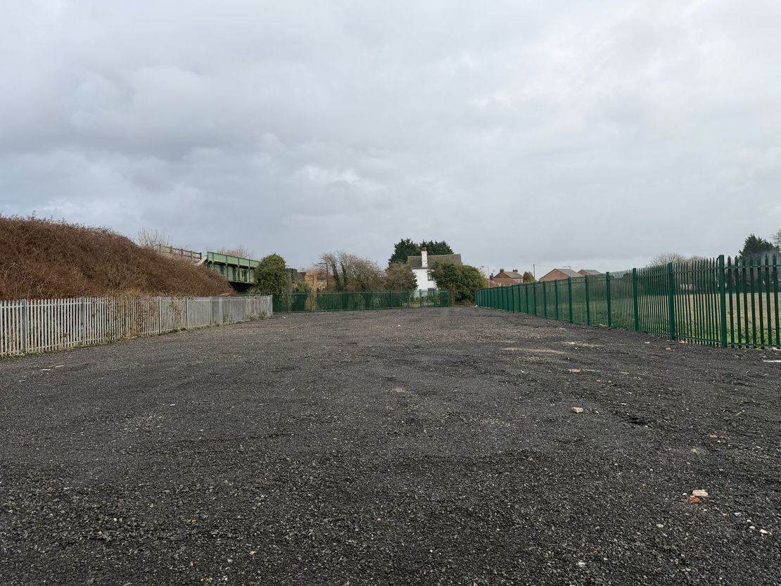Yard, South End, Thorne, Doncaster, South Yorkshire, DN8 5QN