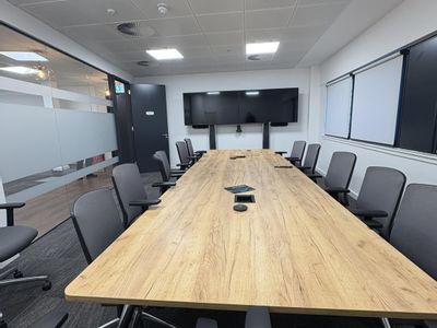 Property Image for 600 Aztec West, Park Avenue, Bristol, Gloucestershire, BS32 4SD