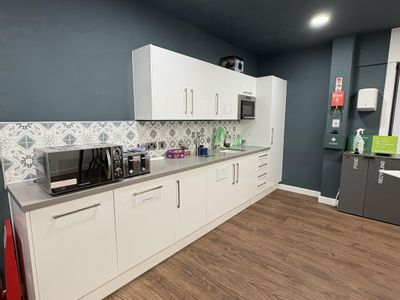 Property Image for 600 Aztec West, Park Avenue, Bristol, Gloucestershire, BS32 4SD