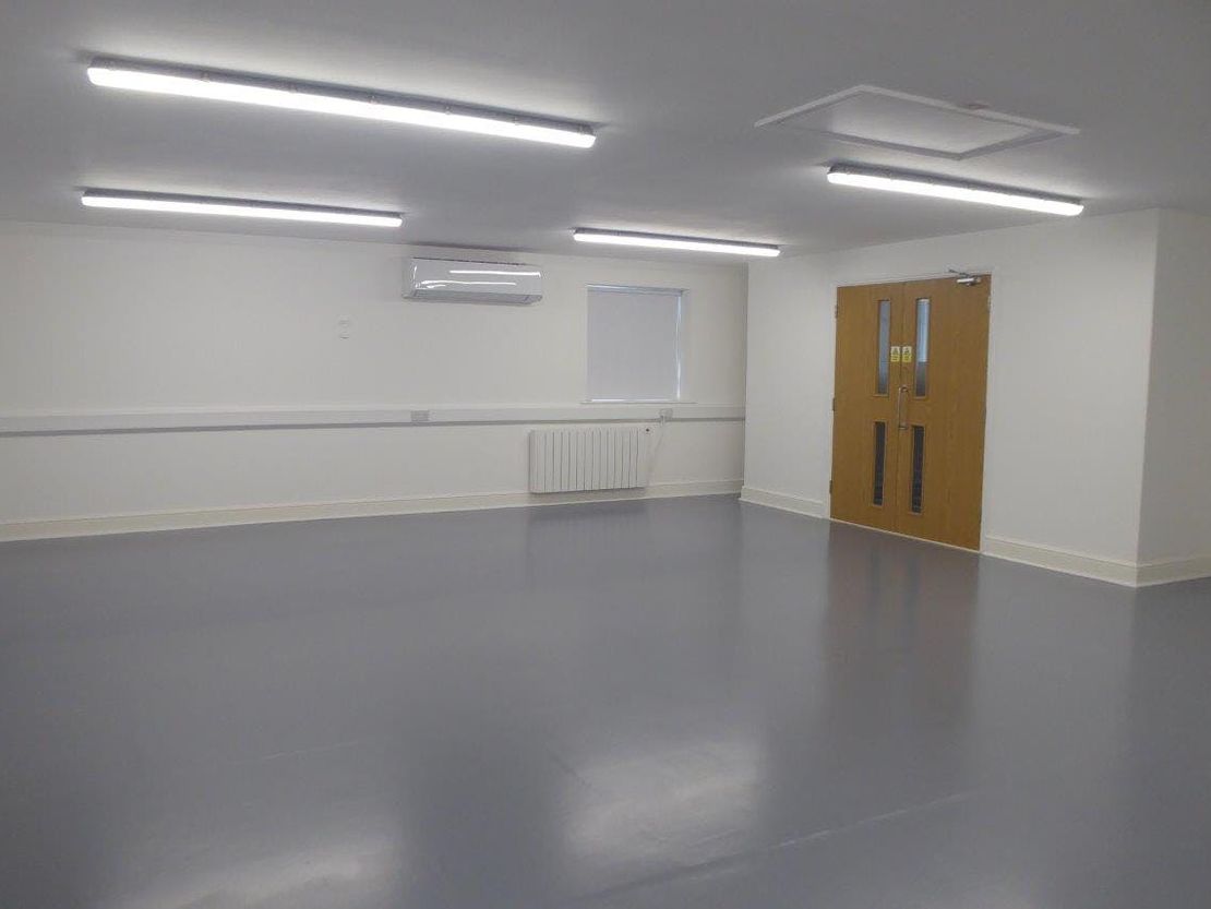 Unit 10, Pickhill Business Centre, Smallhythe Road, Tenterden, TN30 7LZ