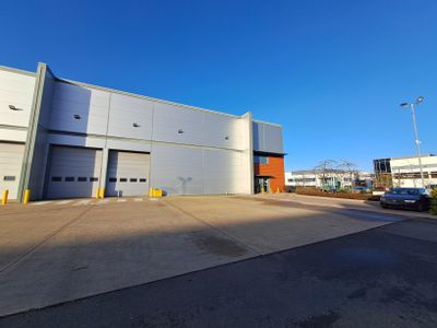 Property Image for Unit 1, Dunfermline Court, Kingston, Milton Keynes, Buckinghamshire, MK10 0BY