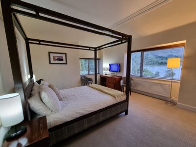 Property Image for The Four Seasons Hotel & Little Larder, Lochside, St. Fillans, Crieff, PH6 2NF