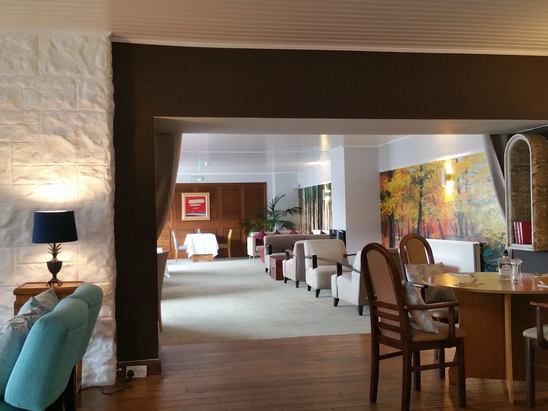 The Four Seasons Hotel & Little Larder, Lochside, St. Fillans, Crieff, PH6 2NF