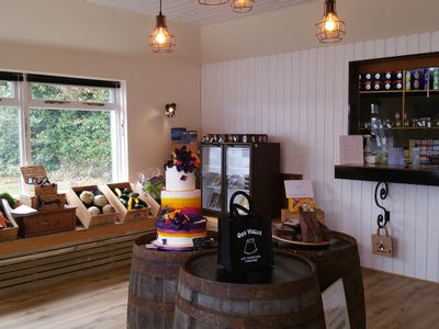 Property Image for The Four Seasons Hotel & Little Larder, Lochside, St. Fillans, Crieff, PH6 2NF