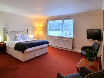 Property Image for The Four Seasons Hotel & Little Larder, Lochside, St. Fillans, Crieff, PH6 2NF