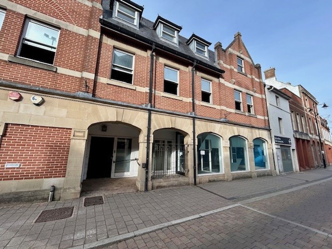 Retail 2, 17-24 Bartholomew Street, Newbury, West Berkshire, RG14 5LY
