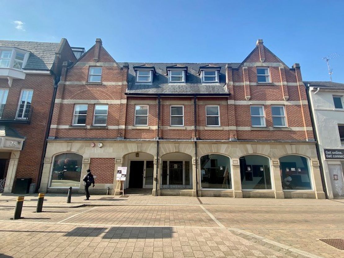 Retail 2, 17-24 Bartholomew Street, Newbury, West Berkshire, RG14 5LY