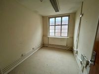 Property Image for 17, Bartholomew Street, Newbury, West Berkshire, RG14 5LY