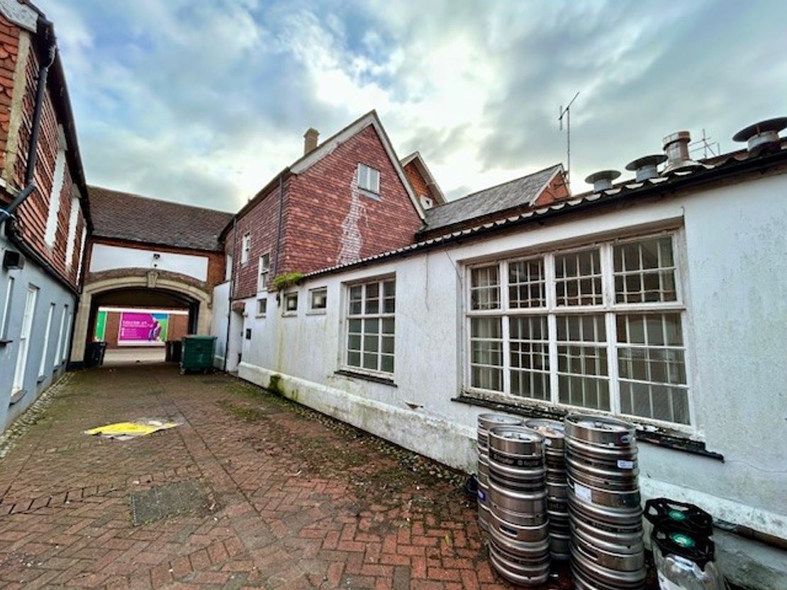 17, Bartholomew Street, Newbury, West Berkshire, RG14 5LY