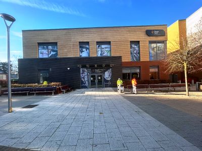 Property Image for Unit D1, The Crescent Shopping Centre, The Crescent Shopping Centre, Station Road, Hinckley, Leicestershire, LE10 1AP