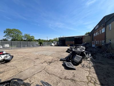 Property Image for Drakes Lane Industrial Estate, Drakes Lane, Chelmsford, Essex, CM3 3BE