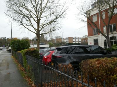Property Image for Stag House, Old London Road, Hertford, SG13 7LA