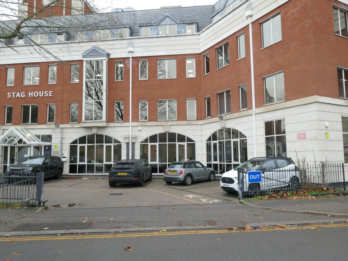 Stag House, Old London Road, Hertford, SG13 7LA