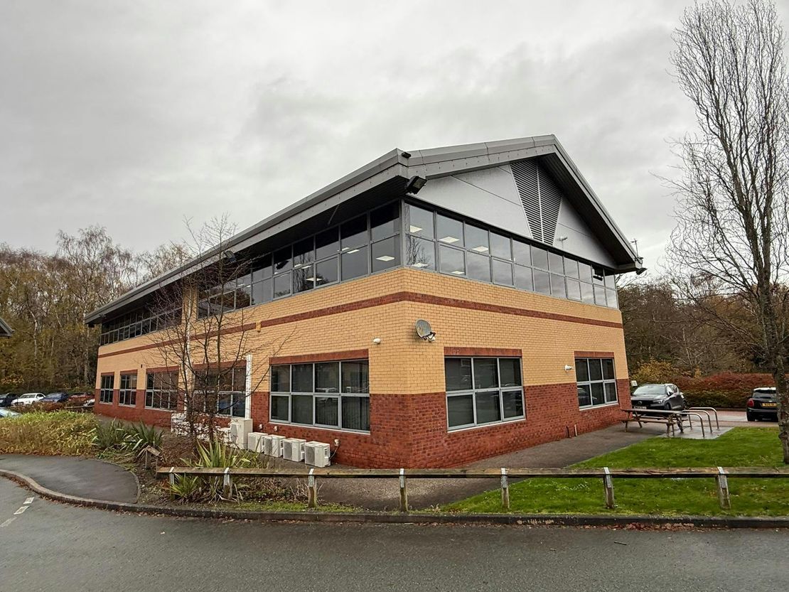Unit 19 Daresbury Court, Evenwood Close, Manor Park, Runcorn, WA7 1LZ