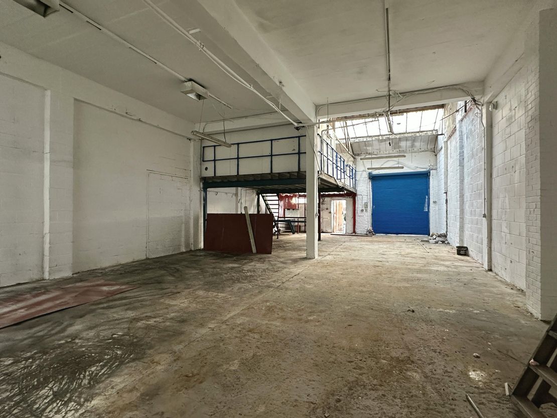 Unit B2, Holly Street Trading Estate, Luton, LU1 3AN