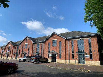 Property Image for 6 Nightingale Place, Overstrand, Wolverhampton WV9 5HA