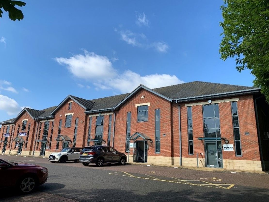 6 Nightingale Place, Overstrand, Wolverhampton WV9 5HA