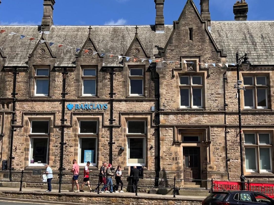 1 Market Place, Barnard Castle, Durham, DL12 8NF