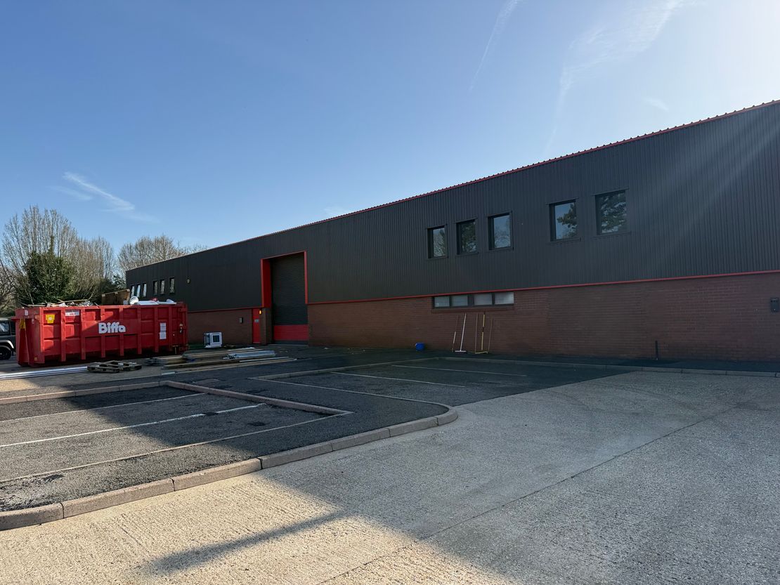 Guildford Road, Broadbridge Heath, Horsham, West Sussex, RH12 3JR