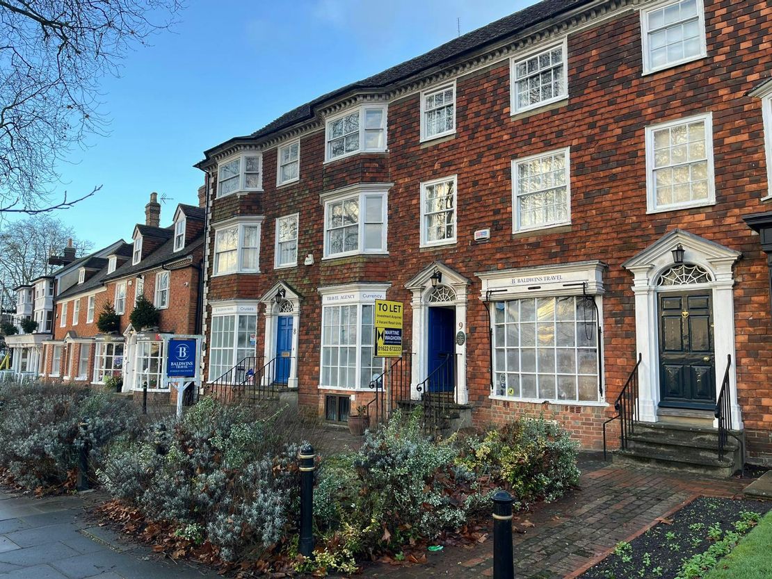 8-9 East Cross, Tenterden, TN30 6AD