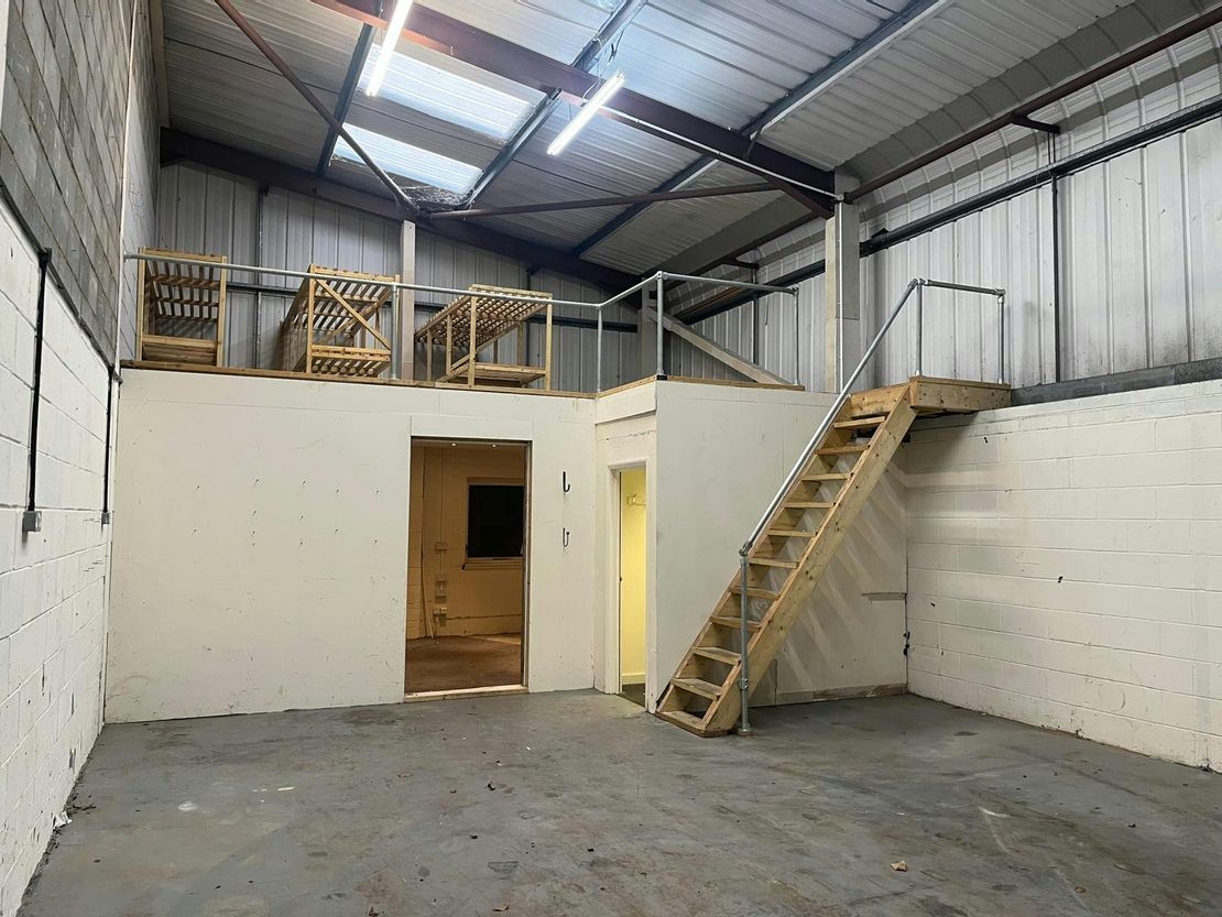 Unit 19 Palace Industrial Estate, Bircholt Road, Parkwood, Maidstone, ME15 9XU