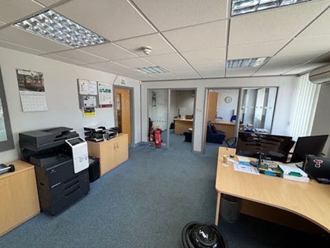 Unit 3 Speedwell Close, Chandler's Ford, Eastleigh, SO53 4BT