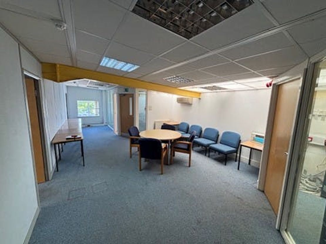 Unit 3 Speedwell Close, Chandler's Ford, Eastleigh, SO53 4BT