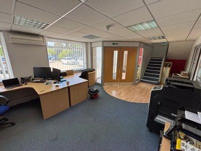 Property Image for Unit 3 Speedwell Close, Chandler's Ford, Eastleigh, SO53 4BT
