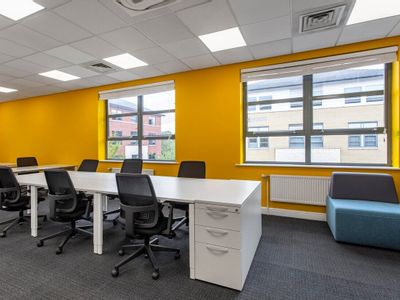 Property Image for Cinnamon House, Cinnamon Park, Warrington, WA2 0XP